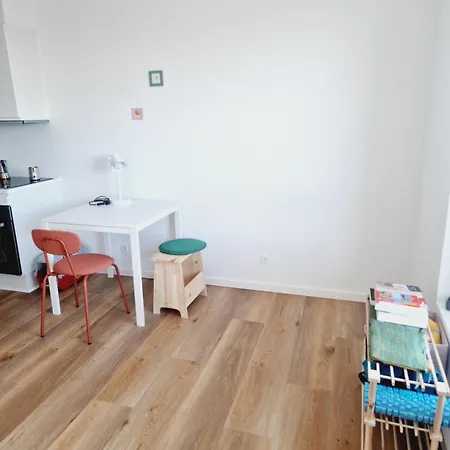 Small And Cozy Apartment *