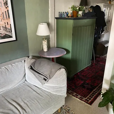 Апартаменты Small And Cozy *